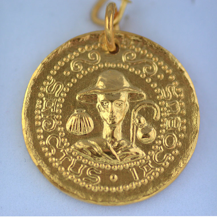 18k gold Saint James the Greater 2 Medal Pendant – Made in France