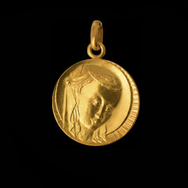 virgin mary medallion 