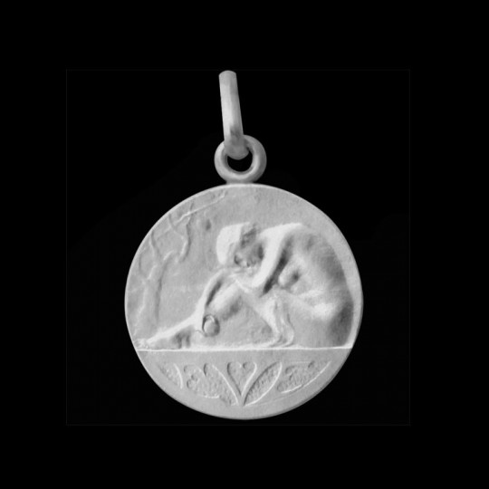 Eve medal